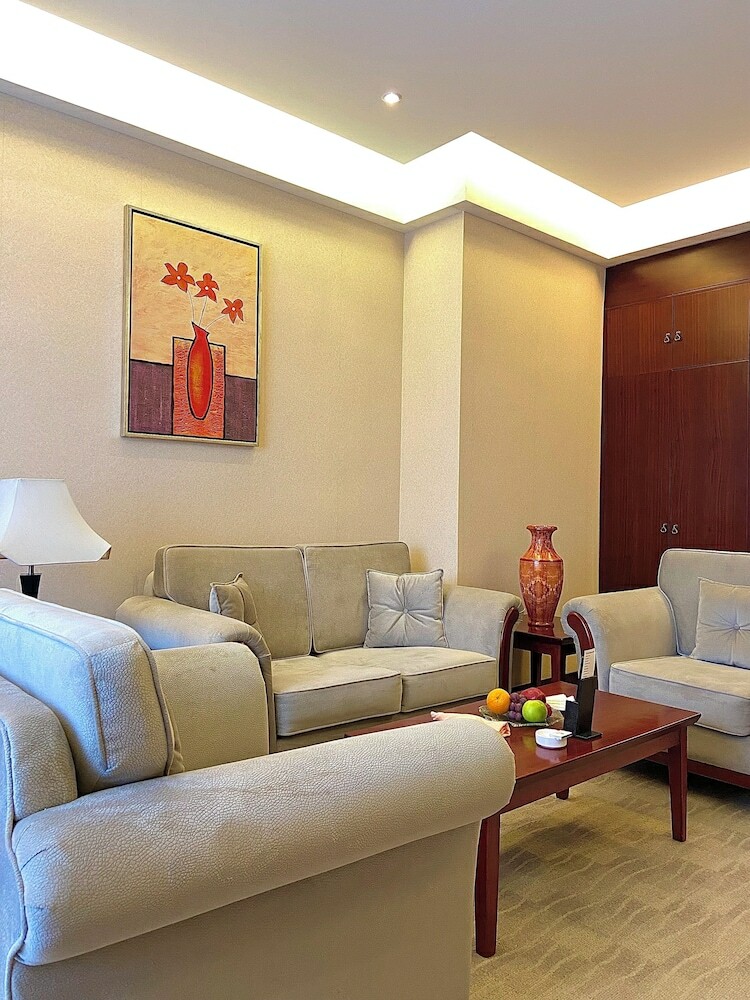 Beijing Palace Soluxe Hotel Astana