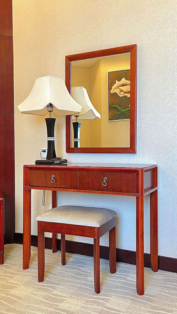 Beijing Palace Soluxe Hotel Astana