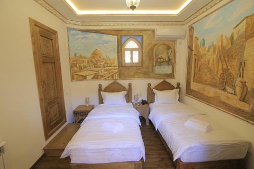 Xadijam Hotel