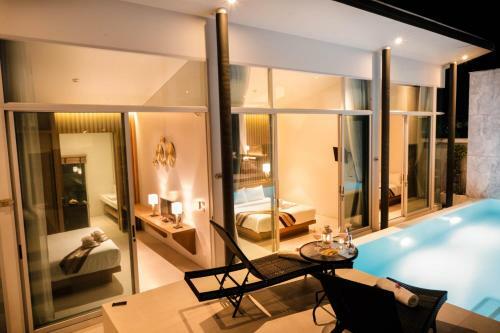 Tarton Bou Pool Villa