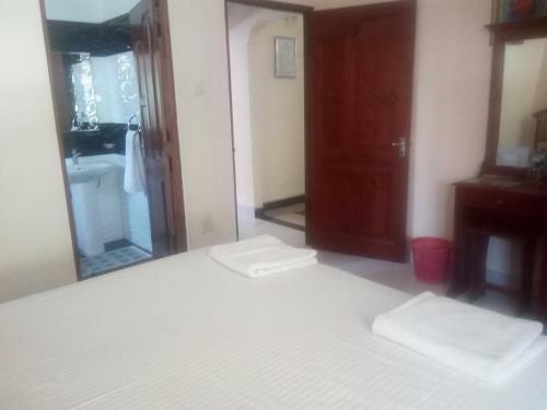 Bed & Breakfast Waja Home
