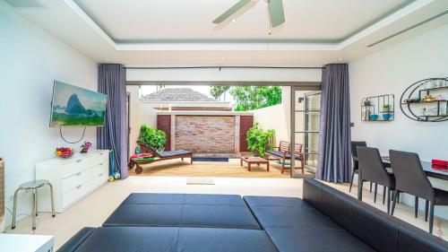 Villa The Residence Bangtao By Marianna W