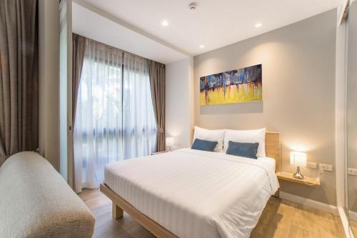 1 Bdr Pool Access Apartment Bangtao #104