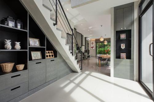 Villa Modern 3br Loft With Large Pool, Gym And Sauna