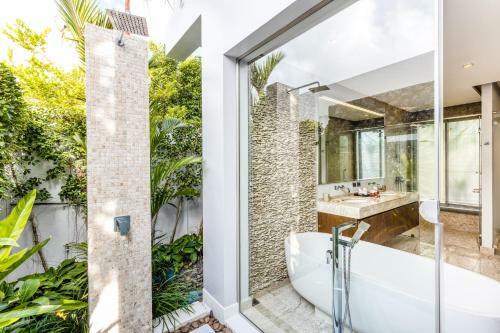 Harmony Villa Bangtao