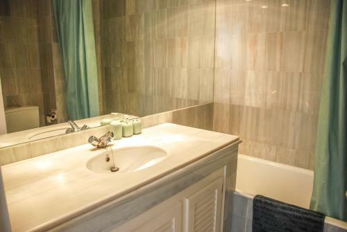 Lovely New Refurbished Apartment