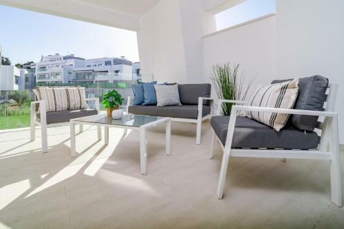 Vg- 2 Bedroom Apartment In Luxury Development