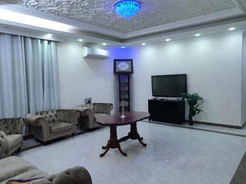 5 Bhk Villa With Pool