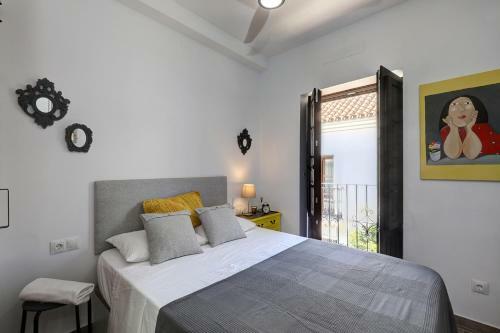 Unique Andalusian Townhouse Next To Beach