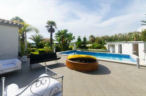 Villa Julian