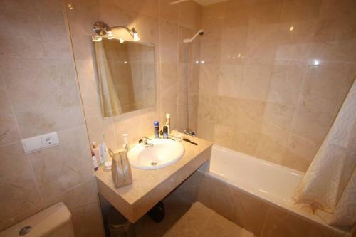 Luxury, Spacious 2 Bed Apartment