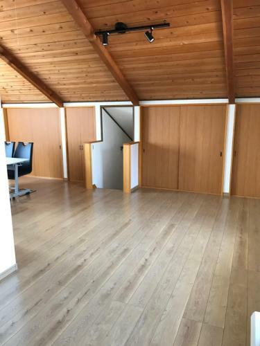 Hostal F.stic?house