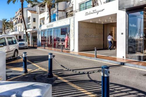 Apartment In Benatalaya With Gym, Pool, Indoor Heated Pool, Sauna