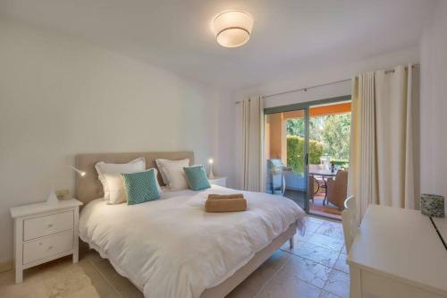 Apartment In Benatalaya With Gym, Pool, Indoor Heated Pool, Sauna