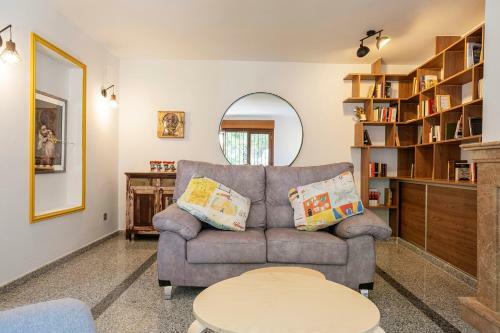 Tadawn Literary B&B