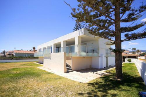 Beachside Villa Estepona