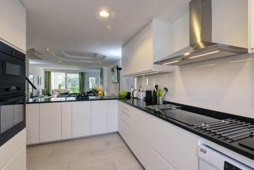 Frontline Paradise Townhouse