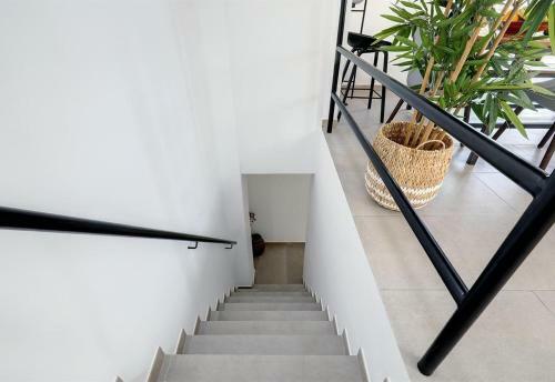 Renovated Townhouse San Roque 91