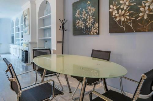 Ar 18 Belgravia Club