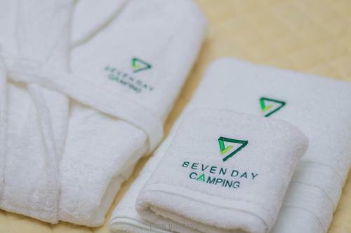 Seven Day Hotel