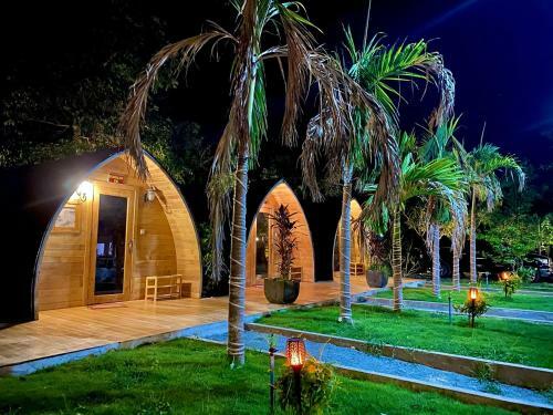 Hostal Flower Garden Cabin