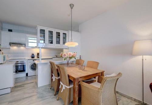 Apartment Boulevard 302