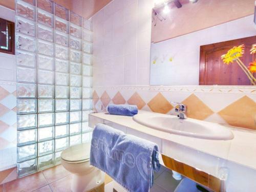 Casa Rustica Con Piscina En Girona