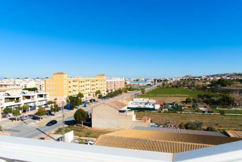 4 Bed Ground Floor Apartment With Rooftop Pool