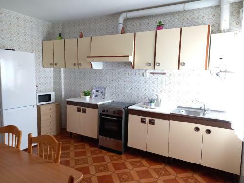 Apartamento Piso Amplio A 100 M De La Playa