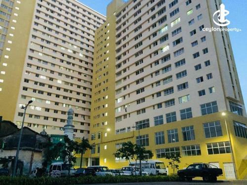 Skyline Metro Apartment