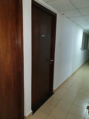 Skyline Metro Apartment