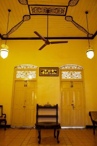 Hostal Barnes Villa
