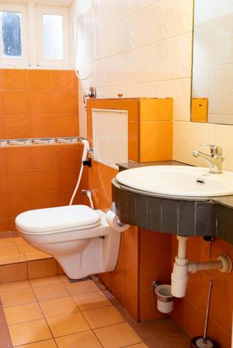 Hostal Barnes Villa