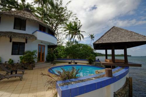 Hotel Koro Sun Resort & Rainforest Spa