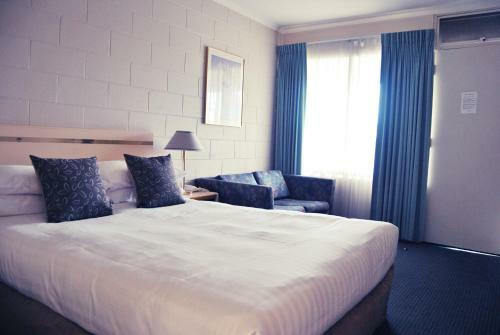 Sunrise Motor Inn