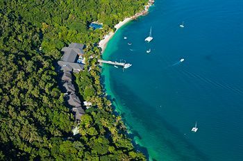 Hotel Fitzroy Island Resort