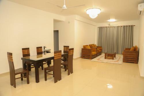 Lar Luxury Apartments
