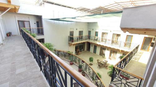 Qala Hotel