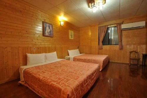 Hotel ?????????