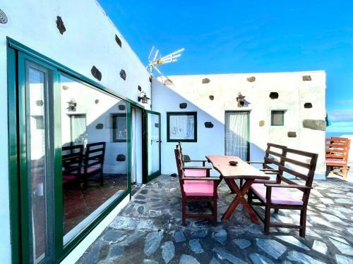 Apartment In Rural House With Wifi And Ocean View