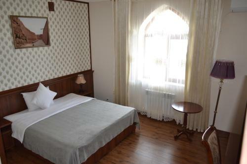 Erkin Palace Hotel