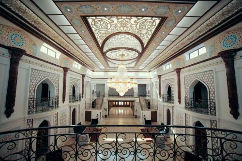 Erkin Palace Hotel