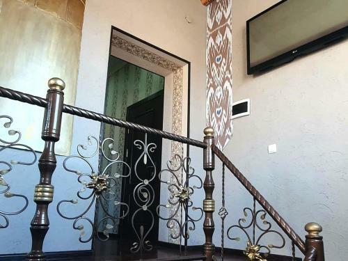 Hostal Guest House Art Postindoz