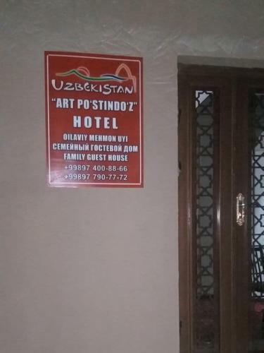 Hostal Guest House Art Postindoz