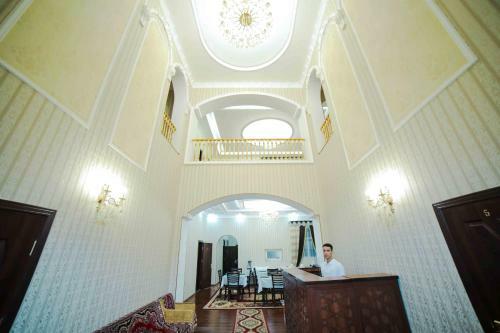 Muhtasham Hotel