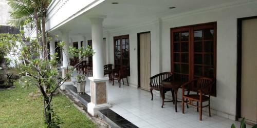 Hotel Sanashtri By Shm