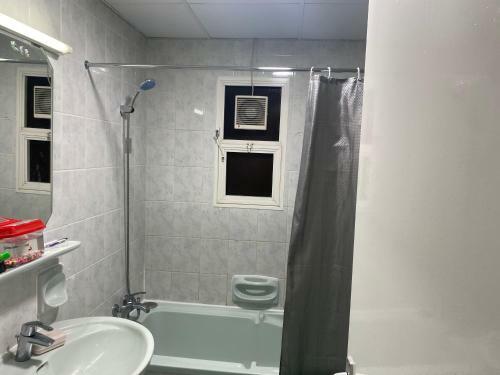 Panoramic Guest Room