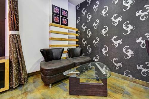 Townhouse Oak Hotel Hillview