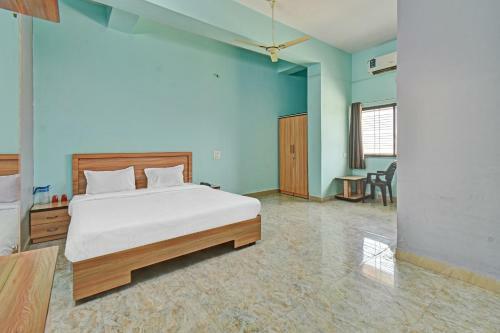 Oyo Flagship 84979 Hotel Modi Great