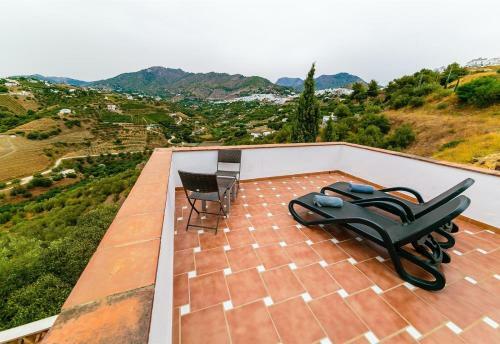 Villa With Infinity Pool Hot Tub